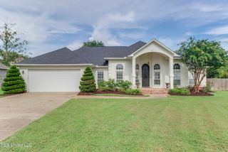 418 Carmargue Lane, Biloxi, MS 39531
