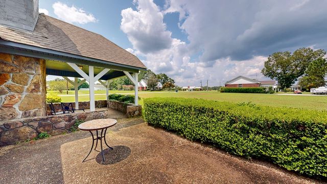 108 Mckemie Street, Columbia, AL 36319