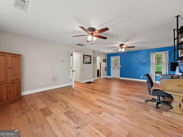 585 Morgans Ridge Court, Winder, GA 30680