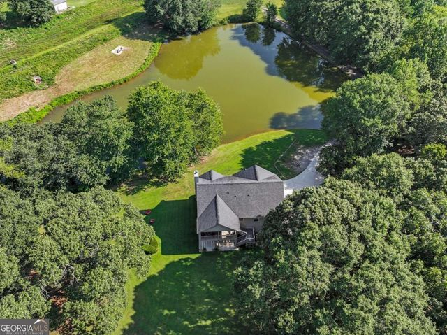 585 Morgans Ridge Court, Winder, GA 30680