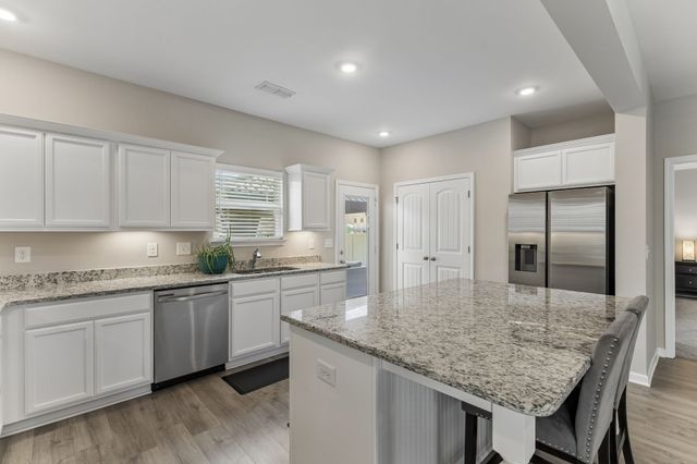 239 Thorpe Dr, Spring Hill, TN 37174