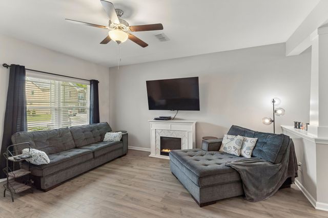 239 Thorpe Dr, Spring Hill, TN 37174