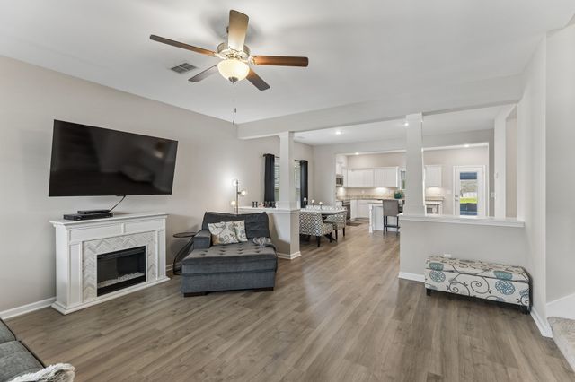 239 Thorpe Dr, Spring Hill, TN 37174