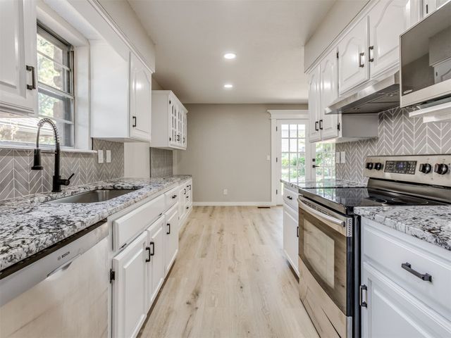 13365 E 32nd Place, Tulsa, OK 74134