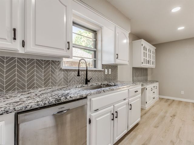 13365 E 32nd Place, Tulsa, OK 74134