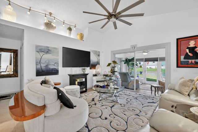 6713 Alemendra Street, Fort Pierce, FL 34951