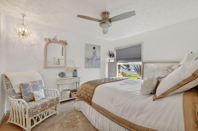 6713 Alemendra Street, Fort Pierce, FL 34951