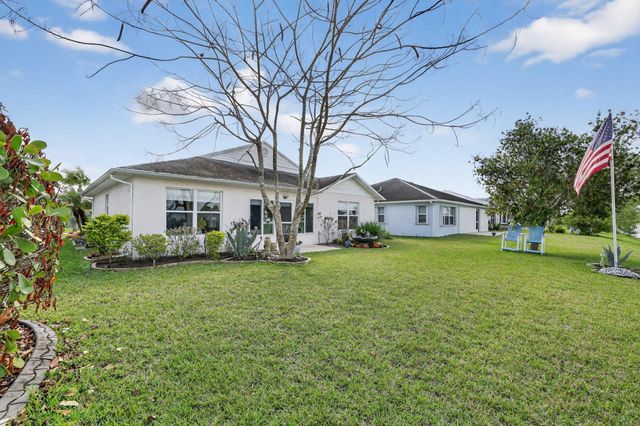 6713 Alemendra Street, Fort Pierce, FL 34951