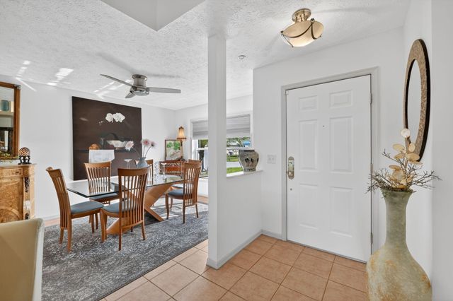 6713 Alemendra Street, Fort Pierce, FL 34951