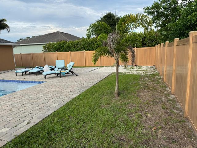 170 SW Pilsner Circle, Port St. Lucie, Port St Lucie, FL 34953
