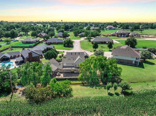611 Pool Court, Shawnee, OK 74801