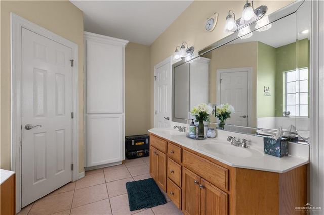 605 S Whalen Road, Donna, TX 78537