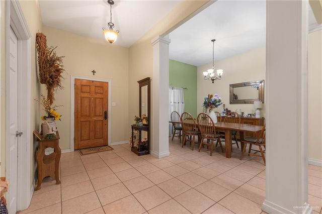 605 S Whalen Road, Donna, TX 78537