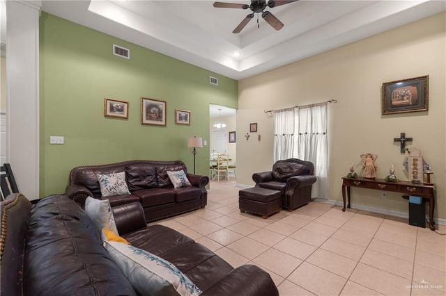 605 S Whalen Road, Donna, TX 78537