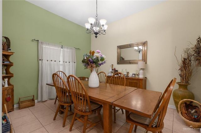 605 S Whalen Road, Donna, TX 78537