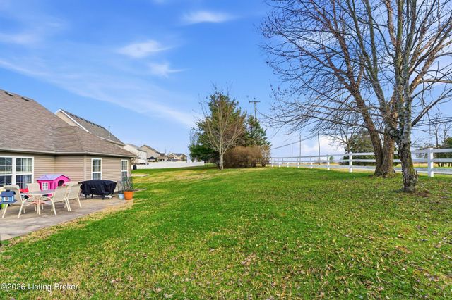 9712 Evanwood Ct, Louisville, KY 40228