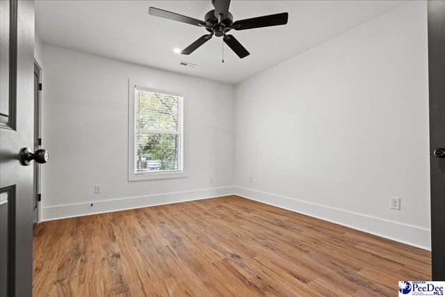 1334 Twleve oaks ln, Florence, SC 29501