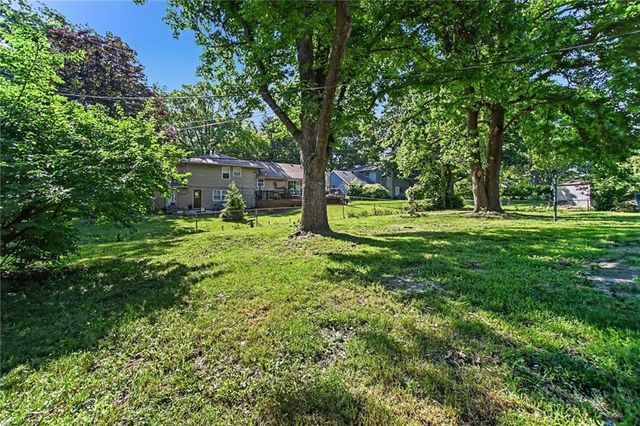 11123 Grand Avenue, Kansas City, MO 64114