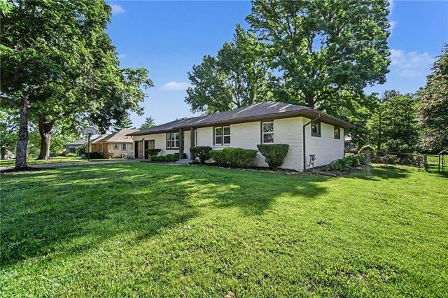 11123 Grand Avenue, Kansas City, MO 64114
