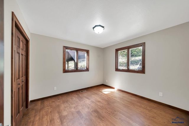 3021 HEIDIWAY LN, Rapid City, SD 57702
