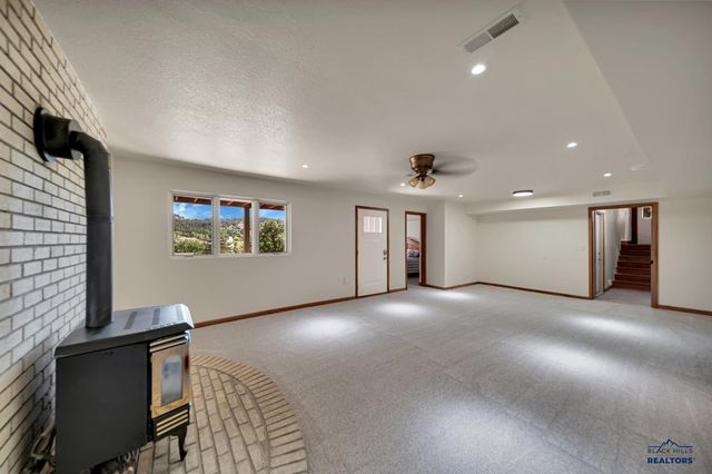 3021 HEIDIWAY LN, Rapid City, SD 57702
