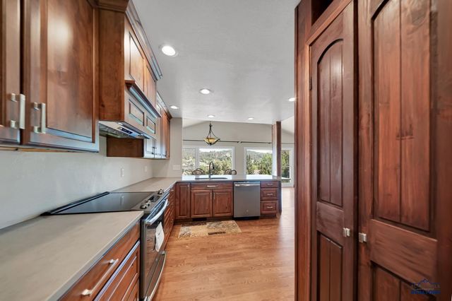 3021 HEIDIWAY LN, Rapid City, SD 57702