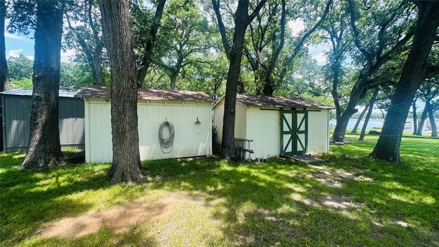 527 Old Mill Lane, East Tawakoni, TX 75472