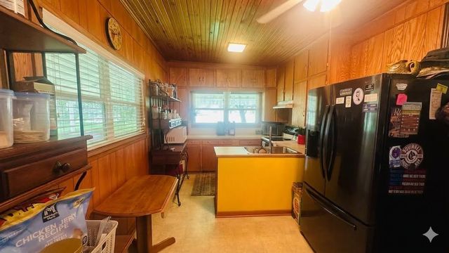 527 Old Mill Lane, East Tawakoni, TX 75472