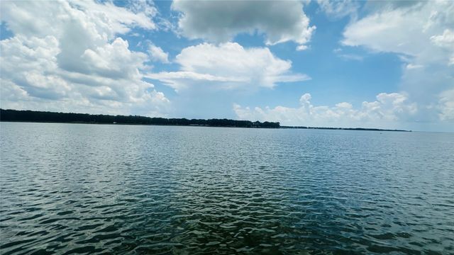 527 Old Mill Lane, East Tawakoni, TX 75472