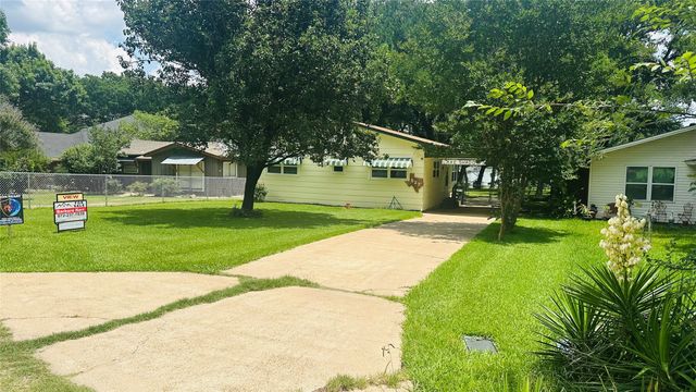 527 Old Mill Lane, East Tawakoni, TX 75472