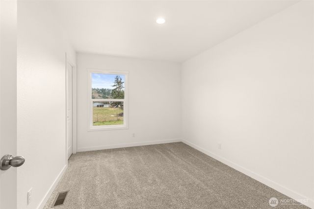 909 N 1ST Street, Pe Ell, WA 98572