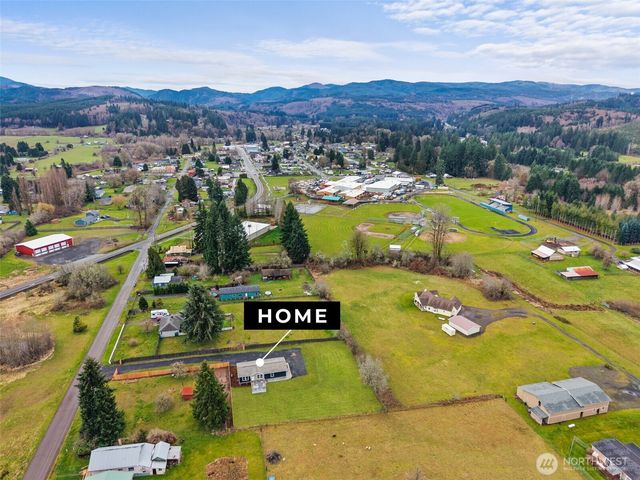 909 N 1ST Street, Pe Ell, WA 98572