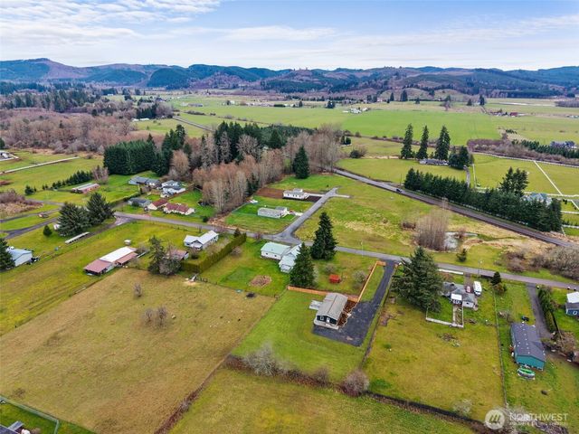 909 N 1ST Street, Pe Ell, WA 98572