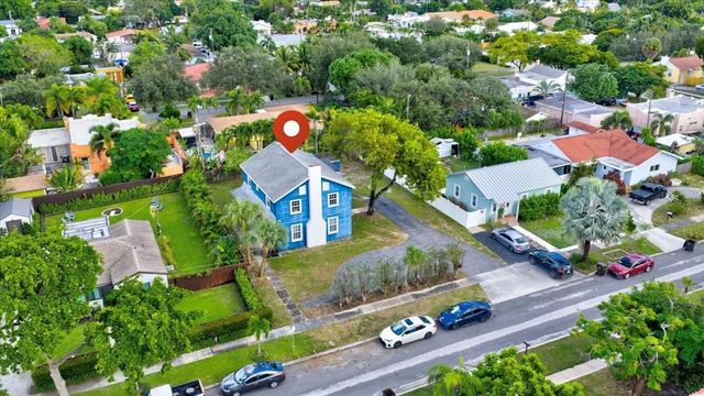 819 Lytle St, West Palm Beach, FL 33405