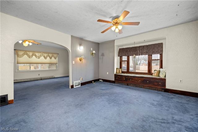 255 E 42nd Street, Lorain, OH 44052