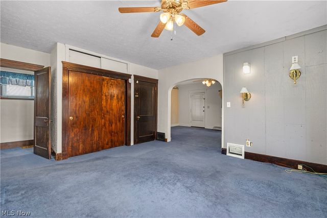 255 E 42nd Street, Lorain, OH 44052