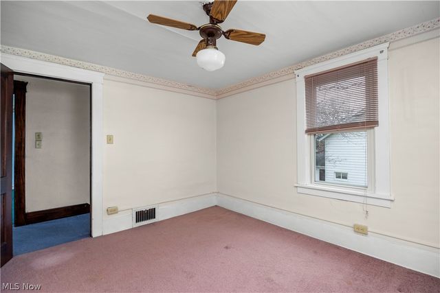 255 E 42nd Street, Lorain, OH 44052