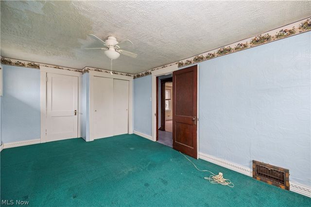 255 E 42nd Street, Lorain, OH 44052