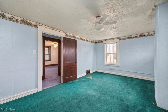 255 E 42nd Street, Lorain, OH 44052