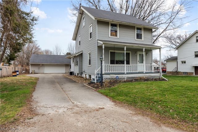 255 E 42nd Street, Lorain, OH 44052