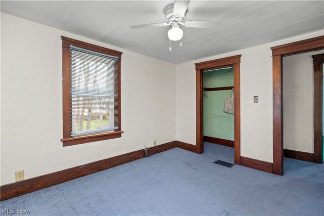 255 E 42nd Street, Lorain, OH 44052