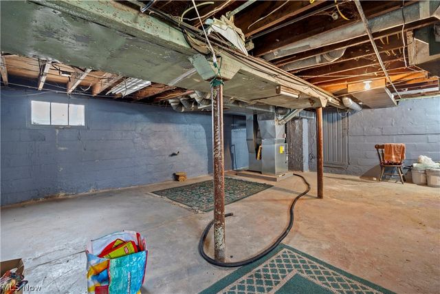 255 E 42nd Street, Lorain, OH 44052