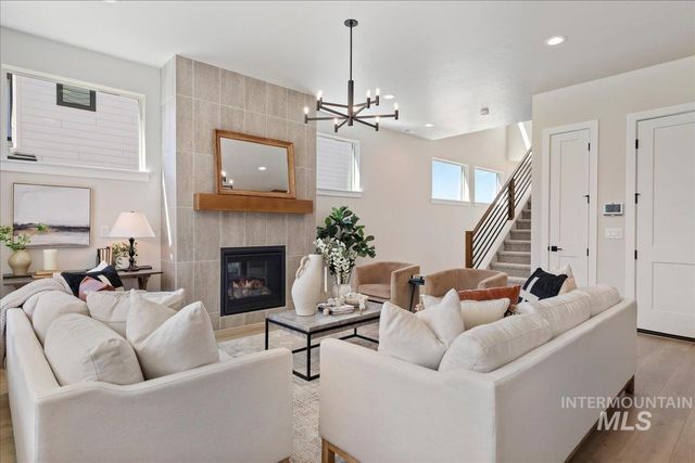 6048 W Malbar St., Meridian, ID 83646