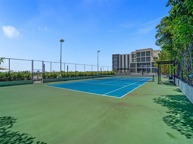 121 NE 34th St 2106A, Miami, FL 33137