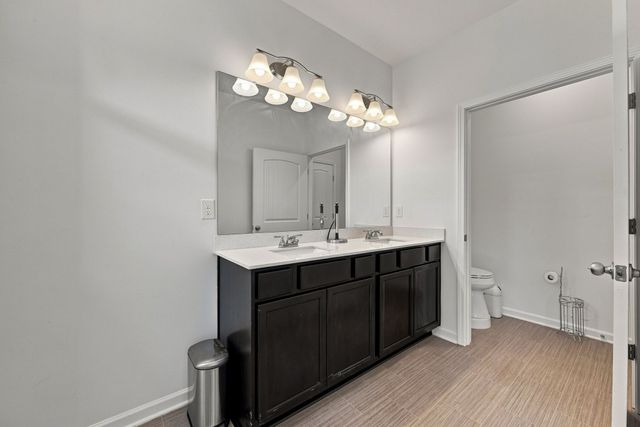 920 Millstream Dr, Nashville, TN 37218