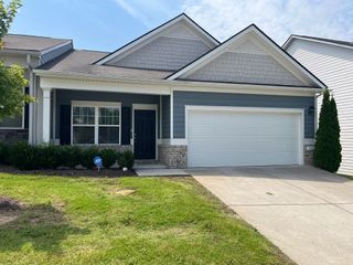 920 Millstream Dr, Nashville, TN 37218