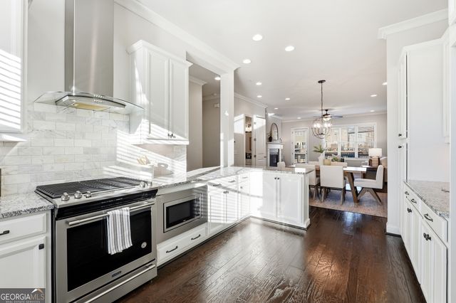 318 Lantana Lane, Woodstock, GA 30188