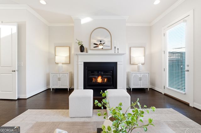 318 Lantana Lane, Woodstock, GA 30188