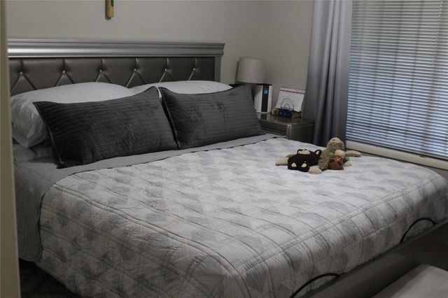 2316 Woodland Park Drive 15, Houston, TX 77077