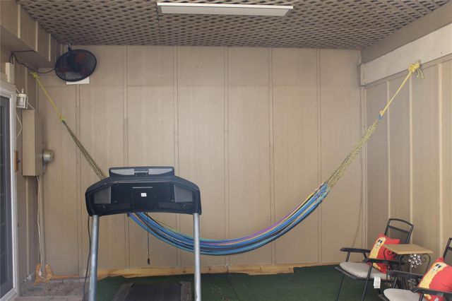 2316 Woodland Park Drive 15, Houston, TX 77077